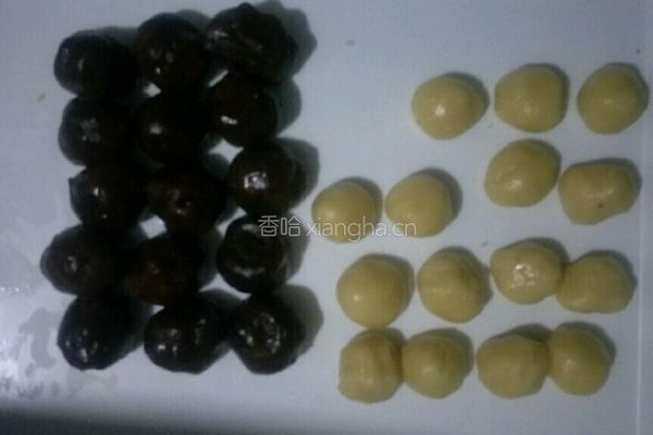 广式枣蓉月饼的做法图解4