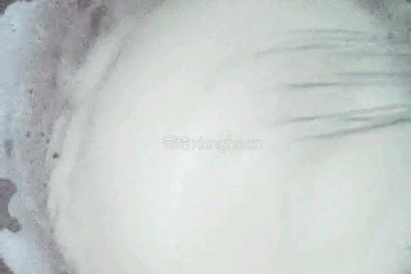 淡奶油制作的做法图解1