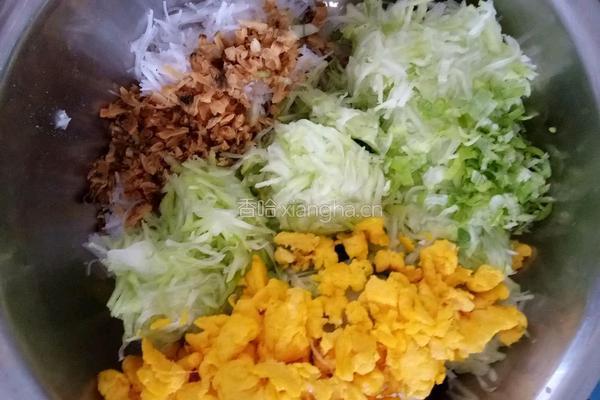 葫芦瓜蒸饺的做法图解2