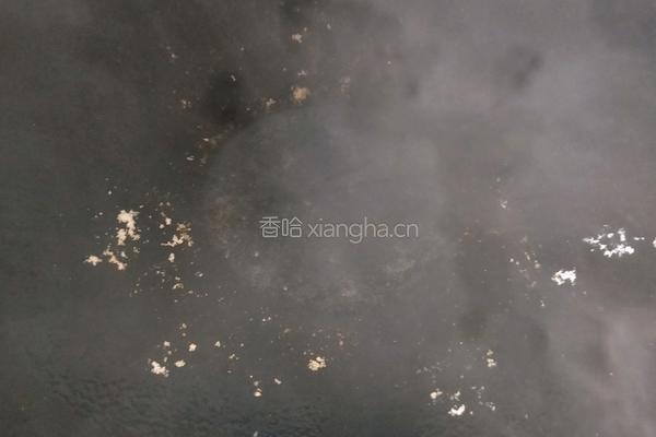 焖黄花鱼的做法图解2