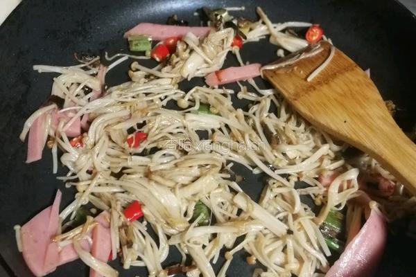 金针菇火腿便当的做法图解5
