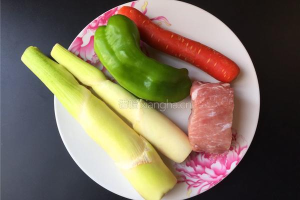 茭白炒肉的做法图解1