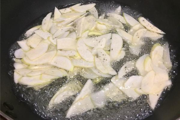 茭白炒肉的做法图解2