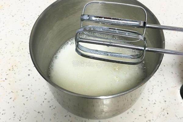 巧克力双色蛋糕卷的做法图解6