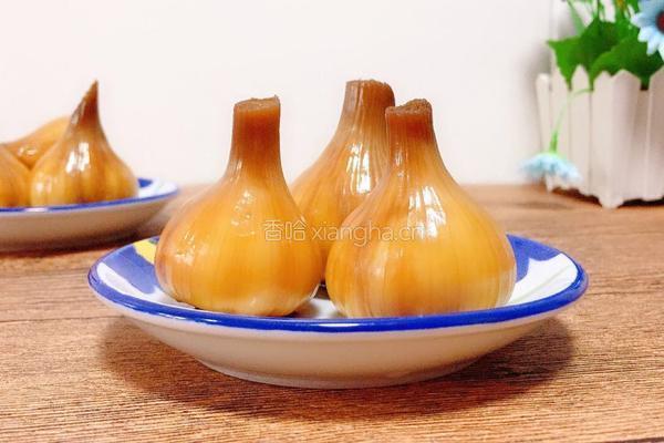 糖醋蒜的做法图解1