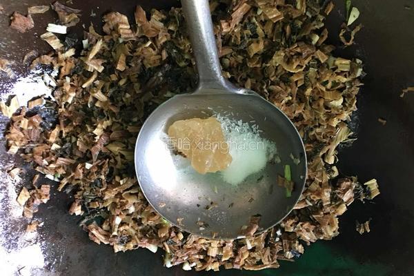 菜干扣花腩的做法图解4