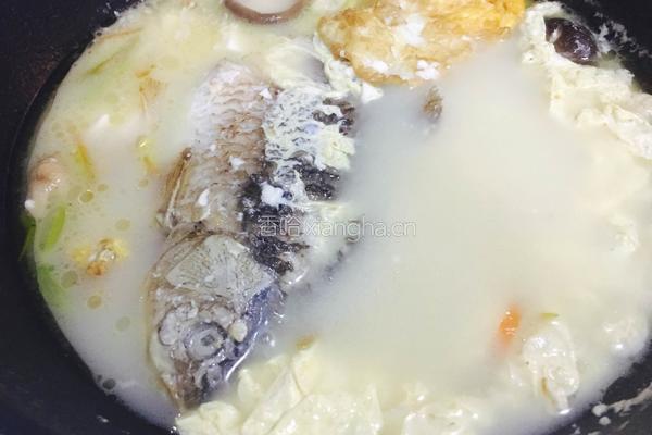 鱼汤的做法图解7