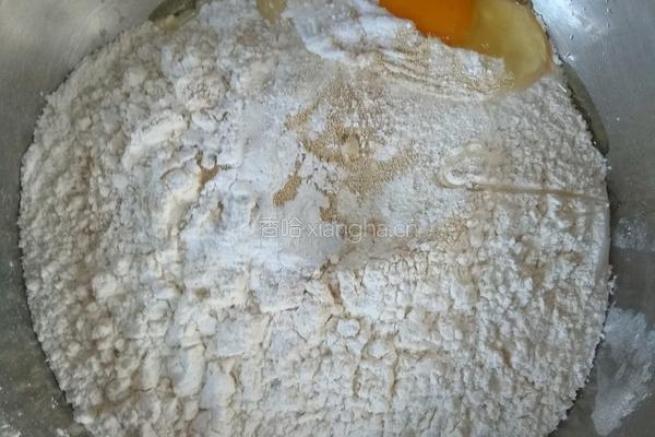 红糖大枣开花馒头的做法图解6