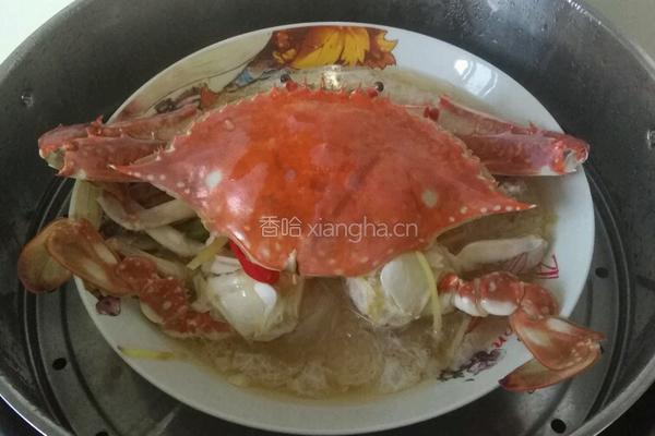 蒜香芝麻蒸青蟹粉丝的做法图解3