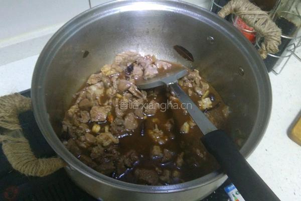 土豆炖牛肉的做法图解6