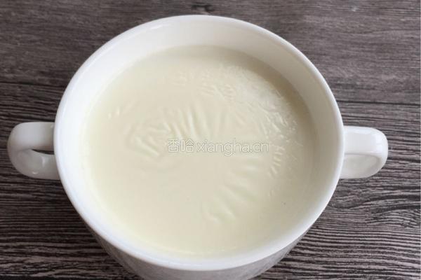 蜜豆双皮奶的做法图解3
