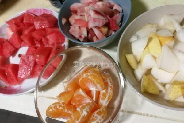 果冻水果捞的做法图解1