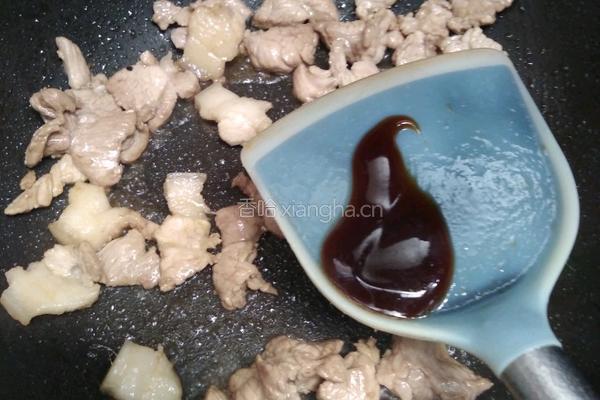 猪肉炒芹菜的做法图解7
