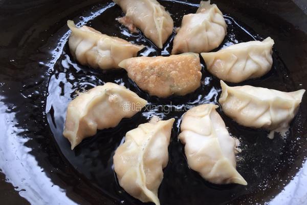 抱蛋煎饺的做法图解4