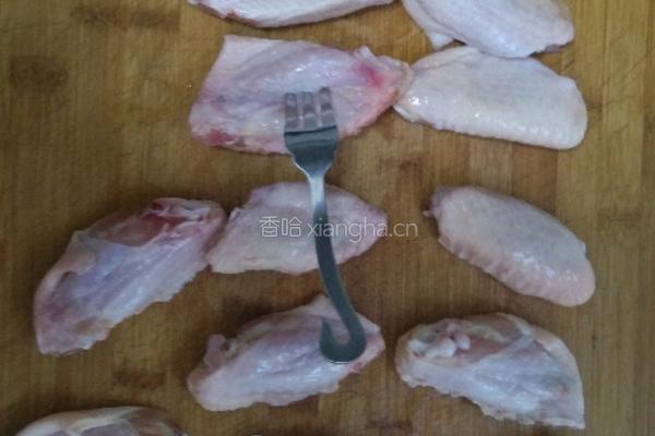 黑胡椒烤鸡翅的做法图解2