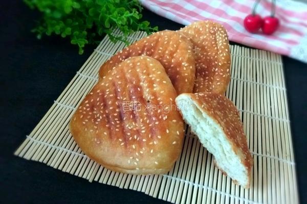 三角烧饼的做法图解1