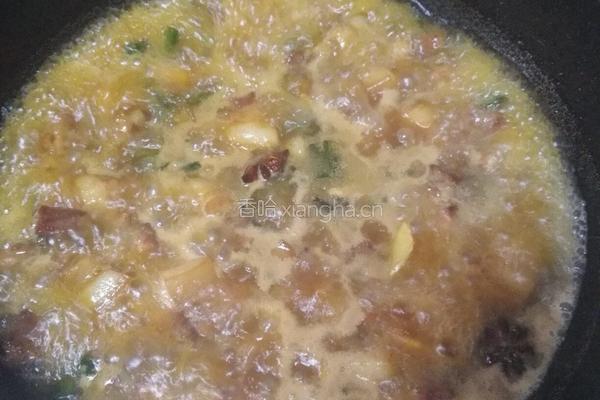 红烧肉炖土豆的做法图解8