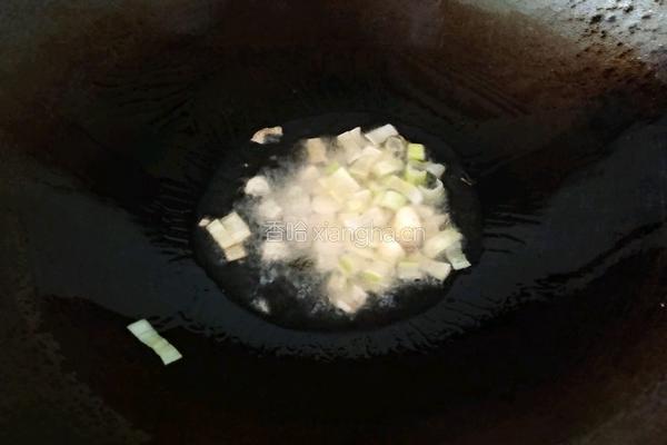 空心菜梗炒泡豇豆的做法图解6