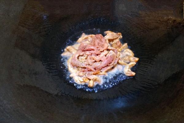 芹菜红椒炒肉丝的做法图解8