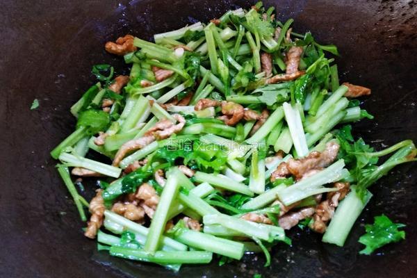 芹菜红椒炒肉丝的做法图解12
