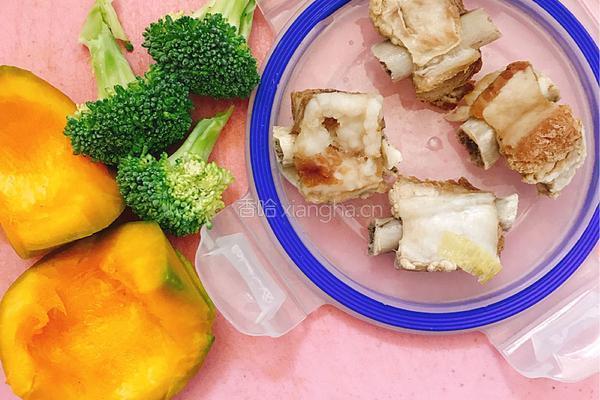 南瓜排骨饭的做法图解1