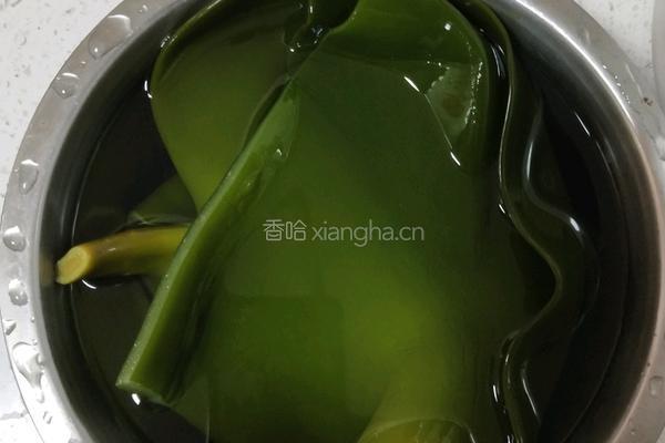 凉拌海带丝的做法图解1