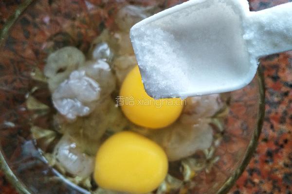 虾仁炒鸡蛋的做法图解4