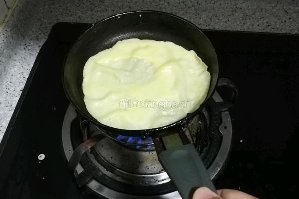 鸡蛋薄饼的做法图解3