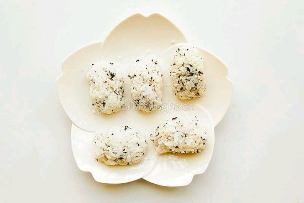 培根芝士饭团的做法图解3