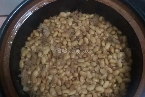 焖黄豆的做法图解5