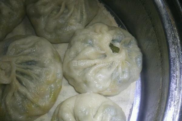 大头菜西葫芦青椒彩椒香菇木耳杂蔬包子的做法图解5