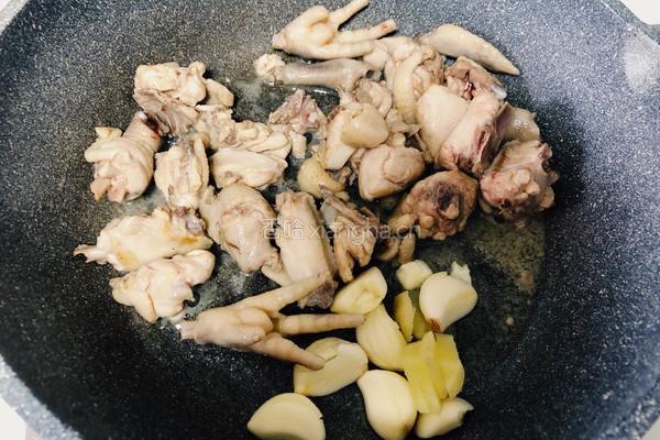 毛豆米烧仔鸡的做法图解3