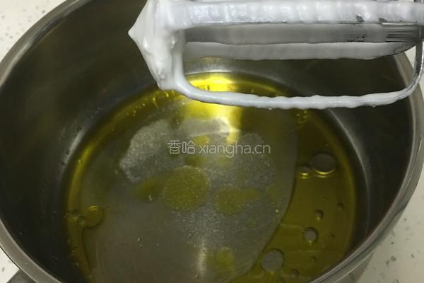 荔枝戚风蛋糕的做法图解6