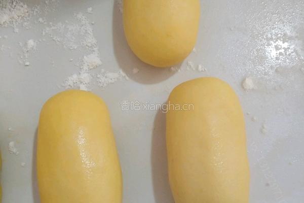 卡通包 小黄人的做法图解1
