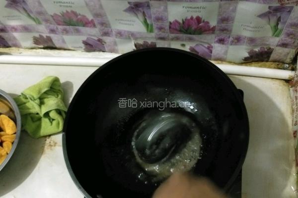 拔丝地瓜的做法图解8