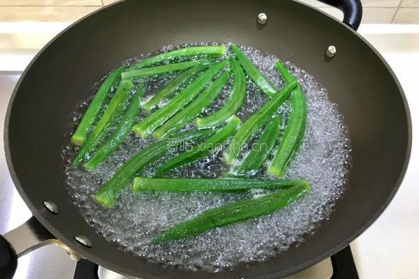 白灼秋葵的做法图解5