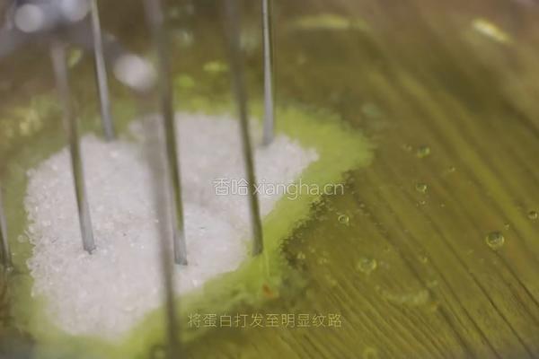 可可双色蛋糕卷的做法图解5