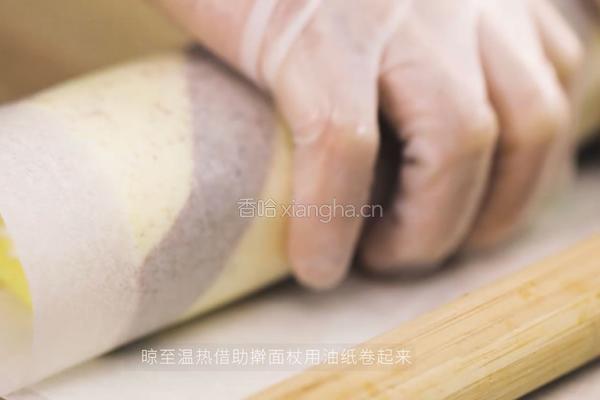 可可双色蛋糕卷的做法图解12