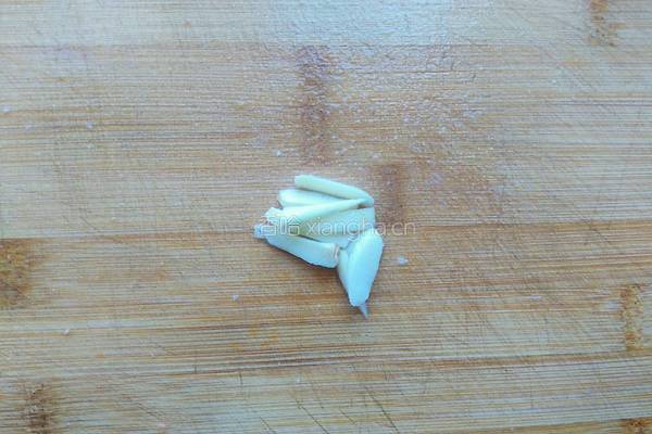 韭菜炒豆皮的做法图解4