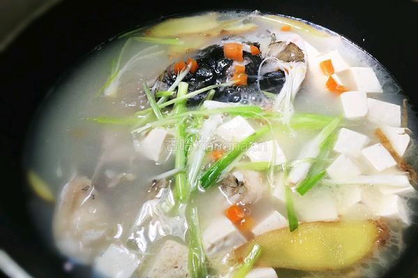 鱼头豆腐汤的做法图解9
