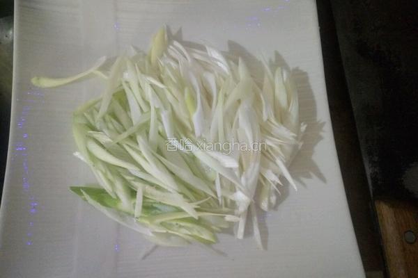 凉拌豆腐丝的做法图解2