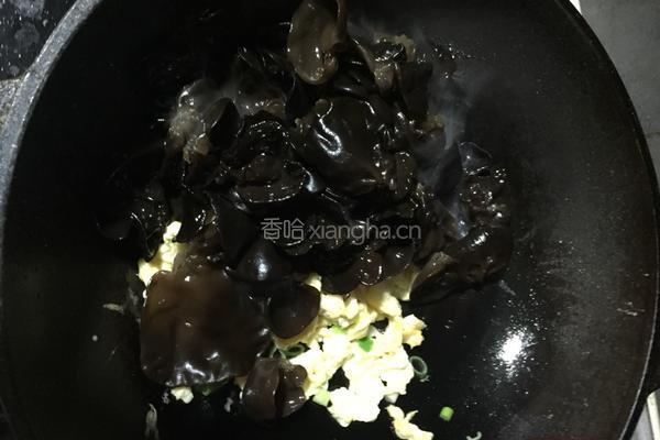 木耳炒鸡蛋的做法图解6