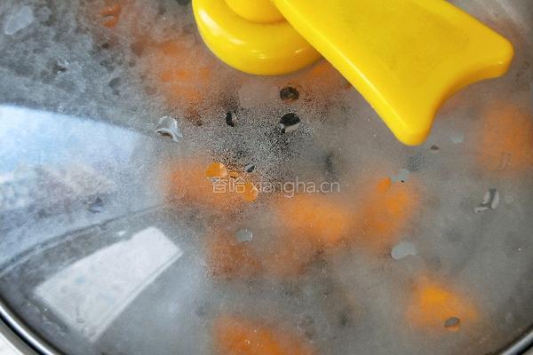 南瓜面条的做法图解2
