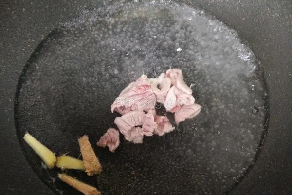 芥菜瘦肉鸡蛋汤的做法图解3