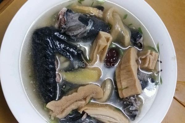 乌鸡火腿花胶汤的做法图解7