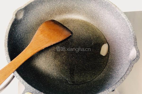 家常干锅包菜的做法图解3