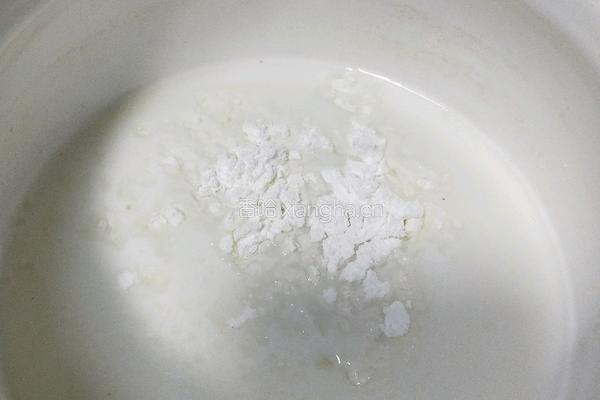 芒果冰激凌爆浆戚风蛋糕（6寸）的做法图解3