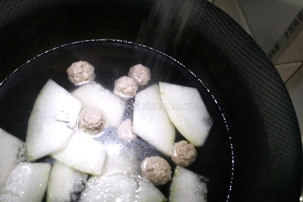 冬瓜汆丸子的做法图解7