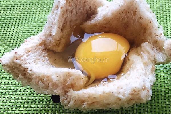 土司杯火腿鸡蛋的做法图解5