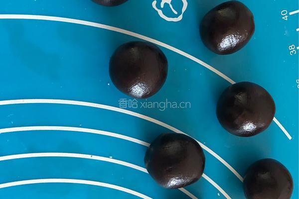 广式月饼的做法图解9